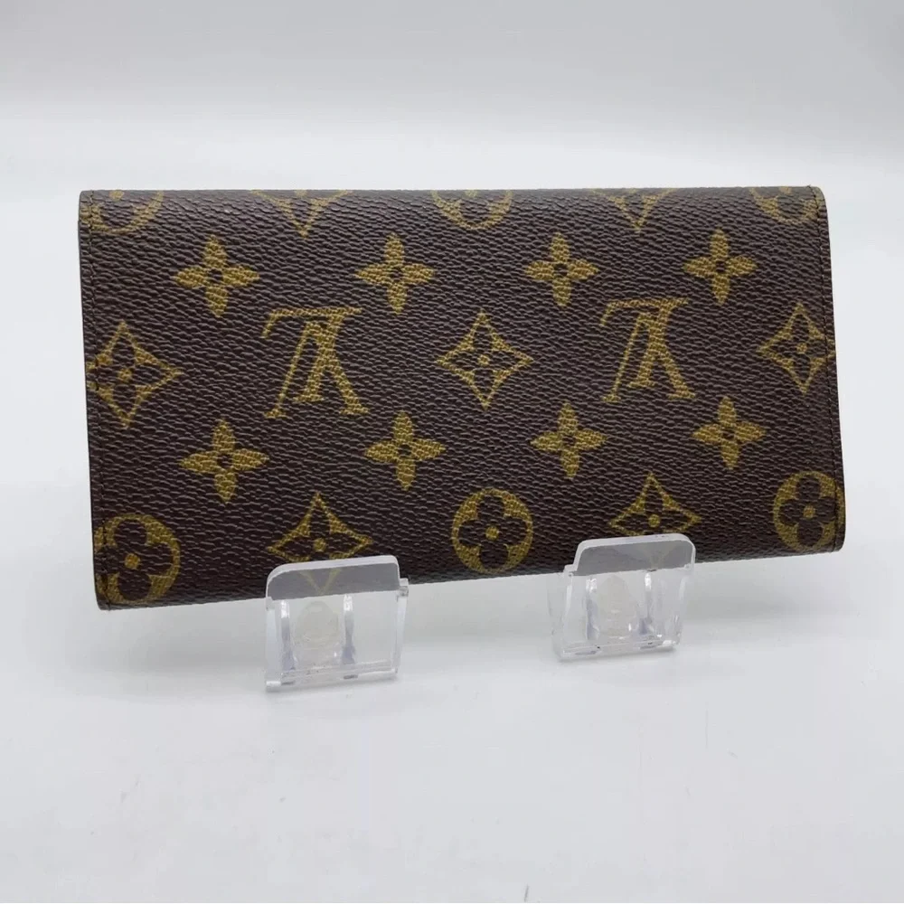 Louis Vuitton Monogram Porto Yen Cult Credit W/Box - Picture 5 of 14
